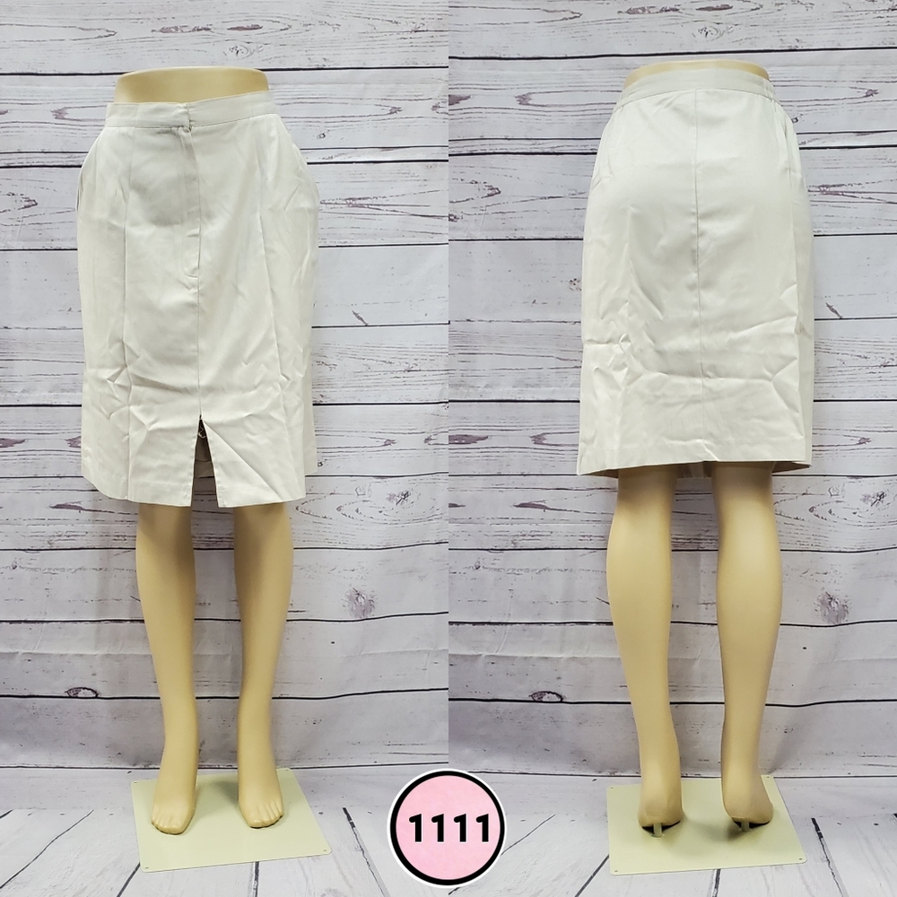 tribeca studio size 18w skirt ( 5 for $20 )